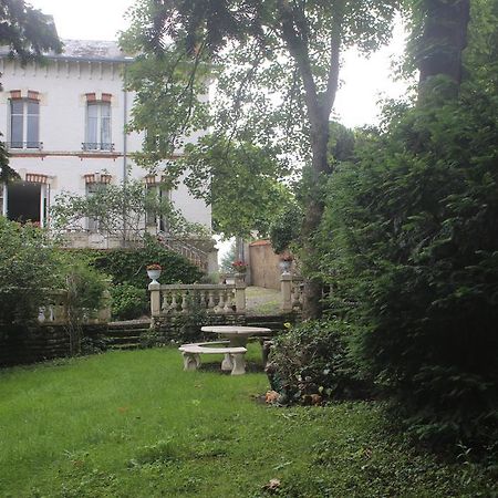 Bed and Breakfast La Cabane du Canada à Orléans Extérieur photo