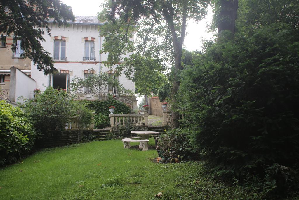 Bed and Breakfast La Cabane du Canada à Orléans Extérieur photo