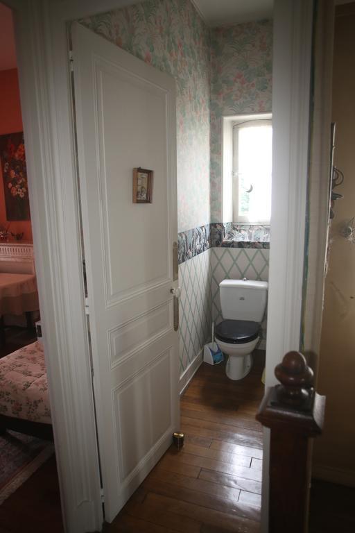 Bed and Breakfast La Cabane du Canada à Orléans Chambre photo